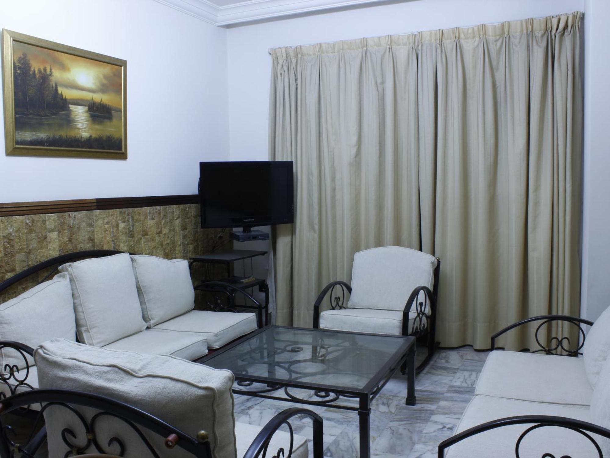 Viccini Suites Бейрут Экстерьер фото