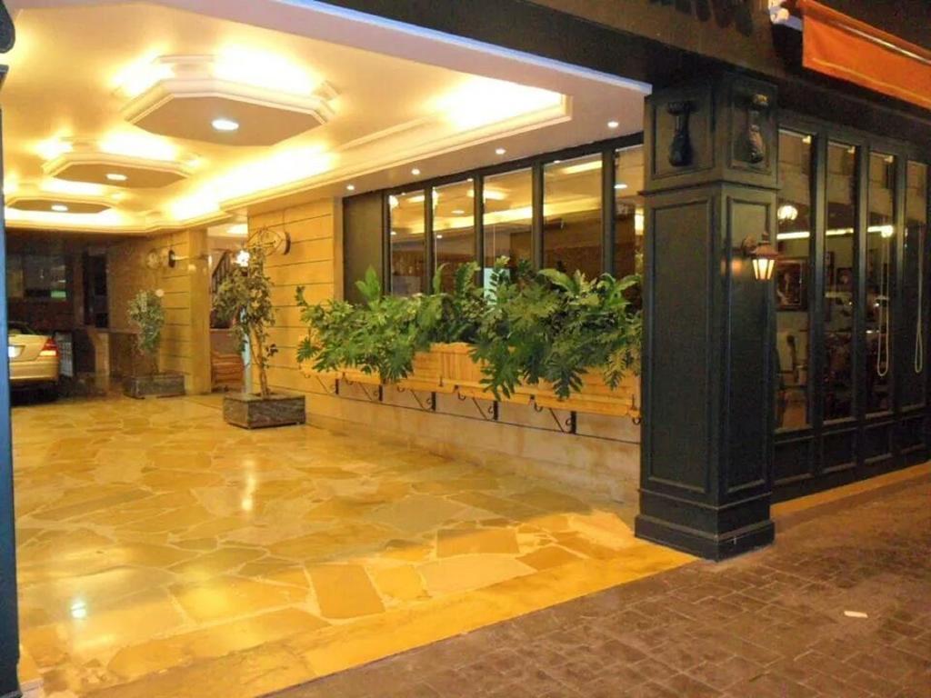 Viccini Suites Бейрут Экстерьер фото