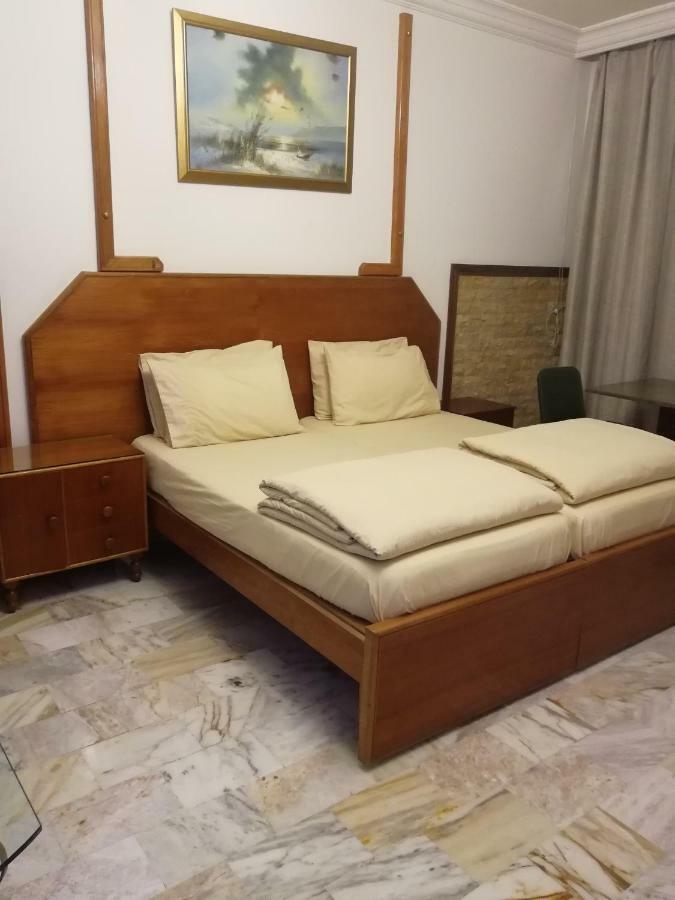 Viccini Suites Бейрут Экстерьер фото